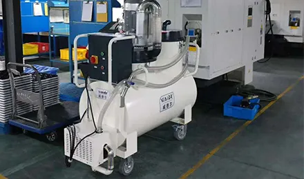 Mobile Industrial Vacuum Cleaner